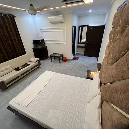Kestrel Hotel Исламабад Екстериор снимка